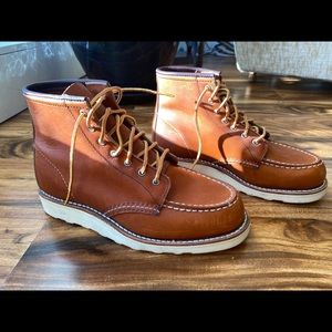 BRAND NEW Red Wing boots